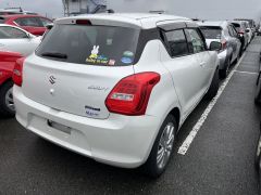 Photo of the vehicle Suzuki Swift