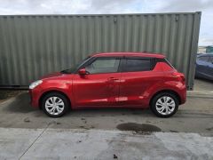 Photo of the vehicle Suzuki Swift