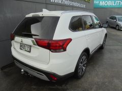 Photo of the vehicle Mitsubishi Outlander