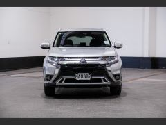 Photo of the vehicle Mitsubishi Outlander