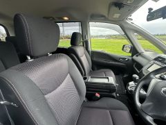 Photo of the vehicle Nissan Serena