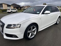 Photo of the vehicle Audi A4