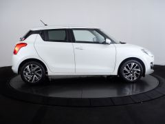 Photo of the vehicle Suzuki Swift