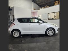 Photo of the vehicle Suzuki Swift