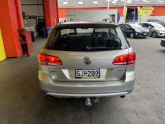 Photo of the vehicle Volkswagen Passat