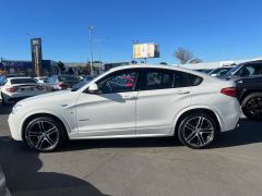 Photo of the vehicle BMW X4