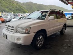 Photo of the vehicle Toyota Highlander