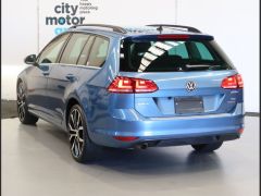 Photo of the vehicle Volkswagen Golf