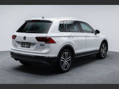 Photo of the vehicle Volkswagen Tiguan