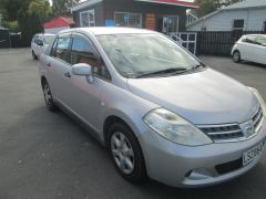 Photo of the vehicle Nissan Tiida