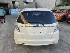 Photo of the vehicle Honda Fit