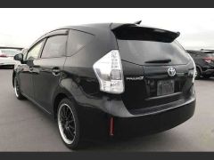 Photo of the vehicle Toyota Prius