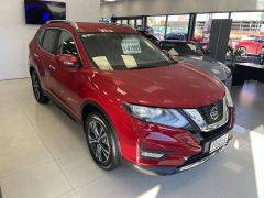 Photo of the vehicle Nissan X-Trail