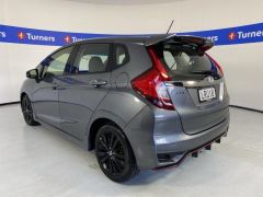 Photo of the vehicle Honda Jazz