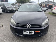 Photo of the vehicle Volkswagen Golf