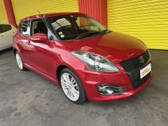 Photo of the vehicle Suzuki Swift