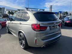 Photo of the vehicle BMW X5