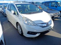 Photo of the vehicle Honda Fit