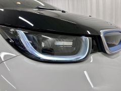 Photo of the vehicle BMW i3