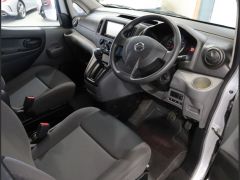 Photo of the vehicle Nissan NV200