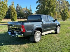 Photo of the vehicle Toyota Hilux