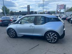 Photo of the vehicle BMW i3