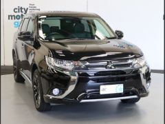 Photo of the vehicle Mitsubishi Outlander