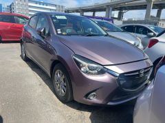 Photo of the vehicle Mazda Demio