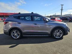 Photo of the vehicle Hyundai Santa Fe