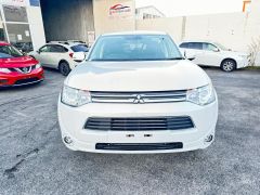 Photo of the vehicle Mitsubishi Outlander