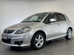 Photo of the vehicle Suzuki SX4