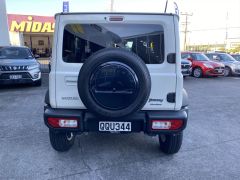 Photo of the vehicle Suzuki Jimny