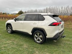 Photo of the vehicle Toyota RAV4