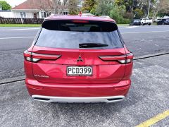 Photo of the vehicle Mitsubishi Outlander