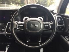 Photo of the vehicle Kia Sorento