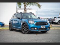 Photo of the vehicle MINI Countryman