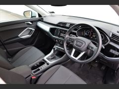 Photo of the vehicle Audi Q3