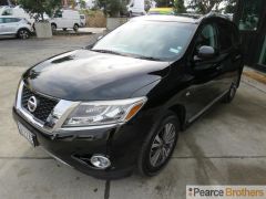 Photo of the vehicle Nissan Pathfinder