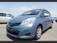 Photo of the vehicle Toyota Vitz