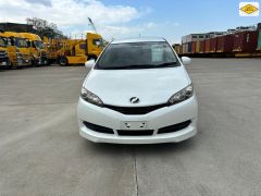 Photo of the vehicle Toyota Wish