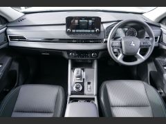 Photo of the vehicle Mitsubishi Outlander