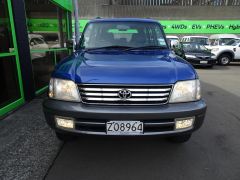 Photo of the vehicle Toyota Land Cruiser Prado