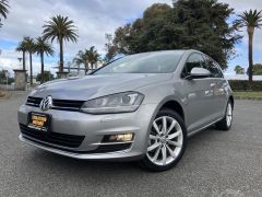 Photo of the vehicle Volkswagen Golf