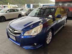 Photo of the vehicle Subaru Legacy