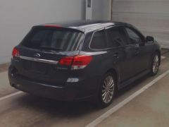 Photo of the vehicle Subaru Legacy