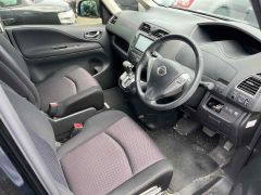 Photo of the vehicle Nissan Serena