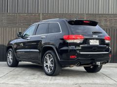 Photo of the vehicle Jeep Grand Cherokee