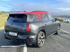 Photo of the vehicle MINI Countryman