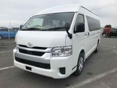 Photo of the vehicle Toyota HiAce