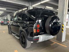 Photo of the vehicle Land Rover Defender